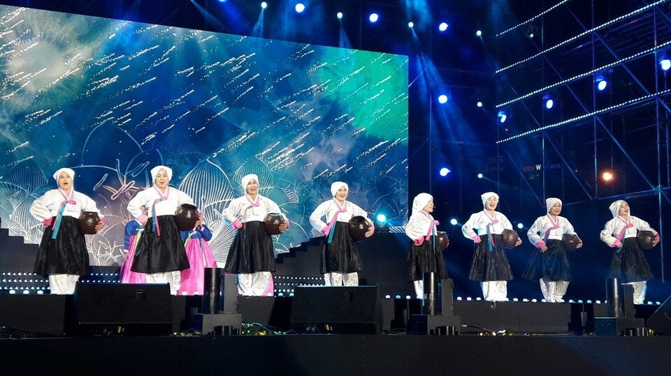 구로G페스티벌에서 열린 동자치회관 프로그램발표회 한 장면.